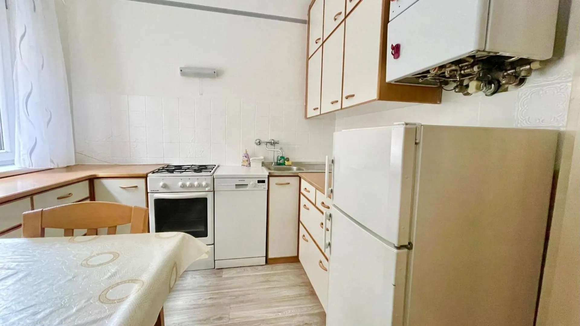 70 M2 Apartment In Classy Area Βιέννη